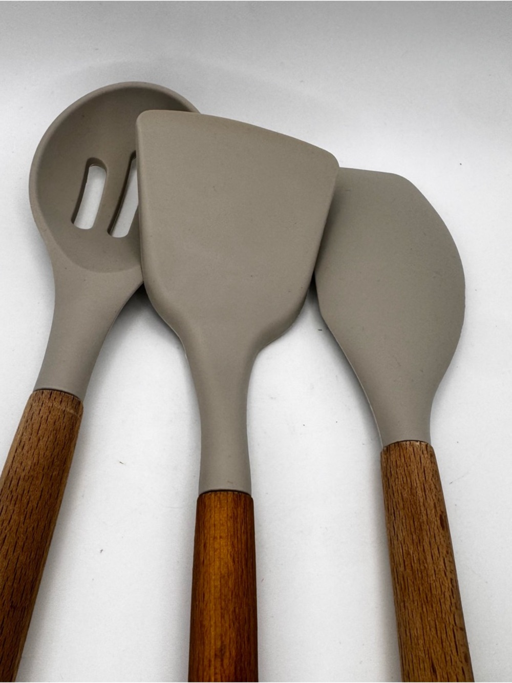 Neutral Silicone Kitchen Utensil Set with Wooden Handles - Beige - Picture 5 of 6